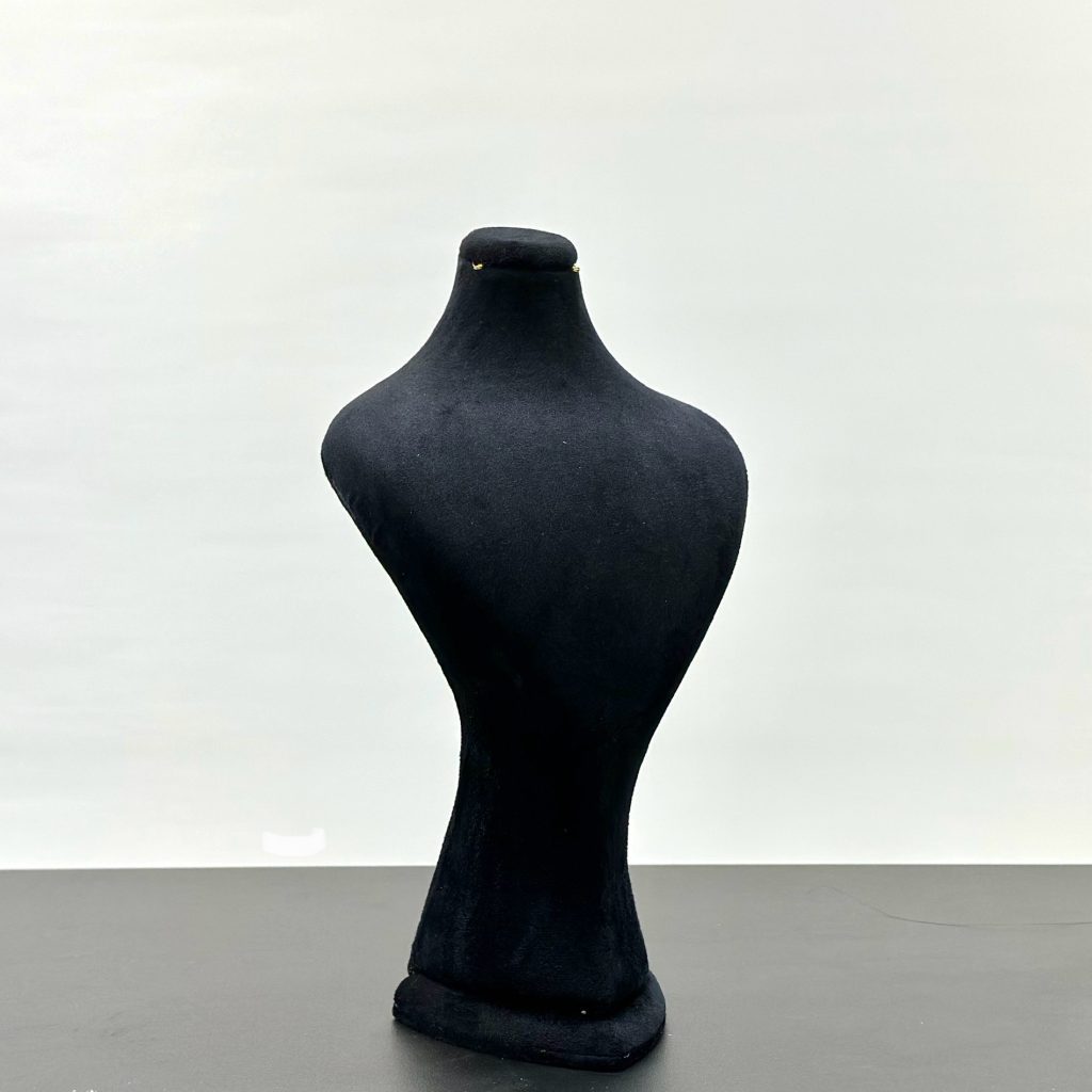 مانکن جواهرات مدل قلب