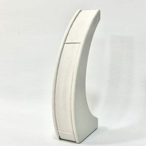 مانکن جواهرات دستبند ایستاده