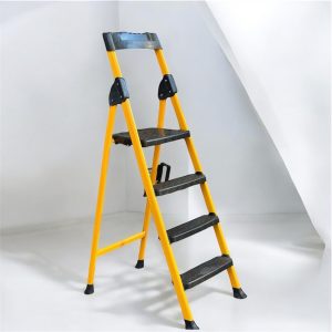 نردبان 4 پله