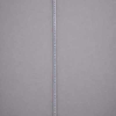 نبشی 2 متری پیچ و مهره ای سفید ضخامت 1/25