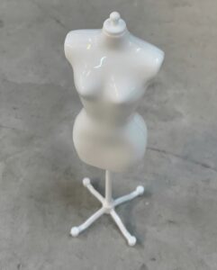 مانکن دکوری فانتزی _ سفید - Image 2